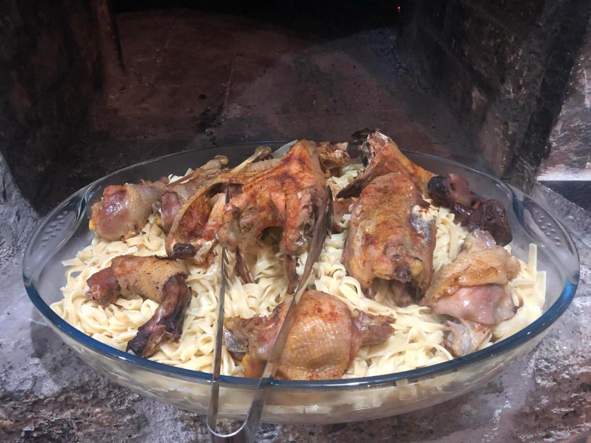 Bujtina Vrenezi 호텔 Peshkopi 외부 사진