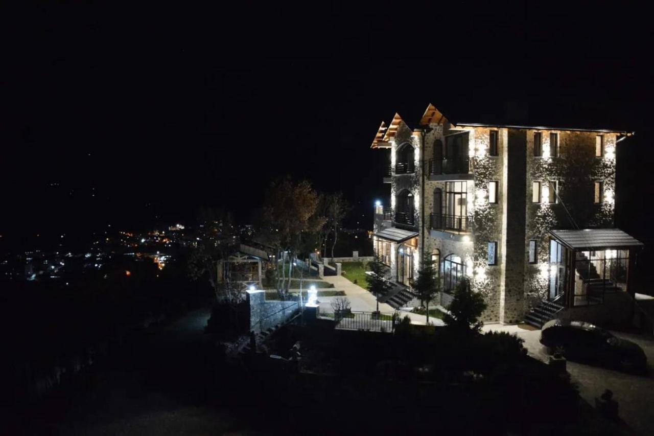 Bujtina Vrenezi 호텔 Peshkopi 외부 사진