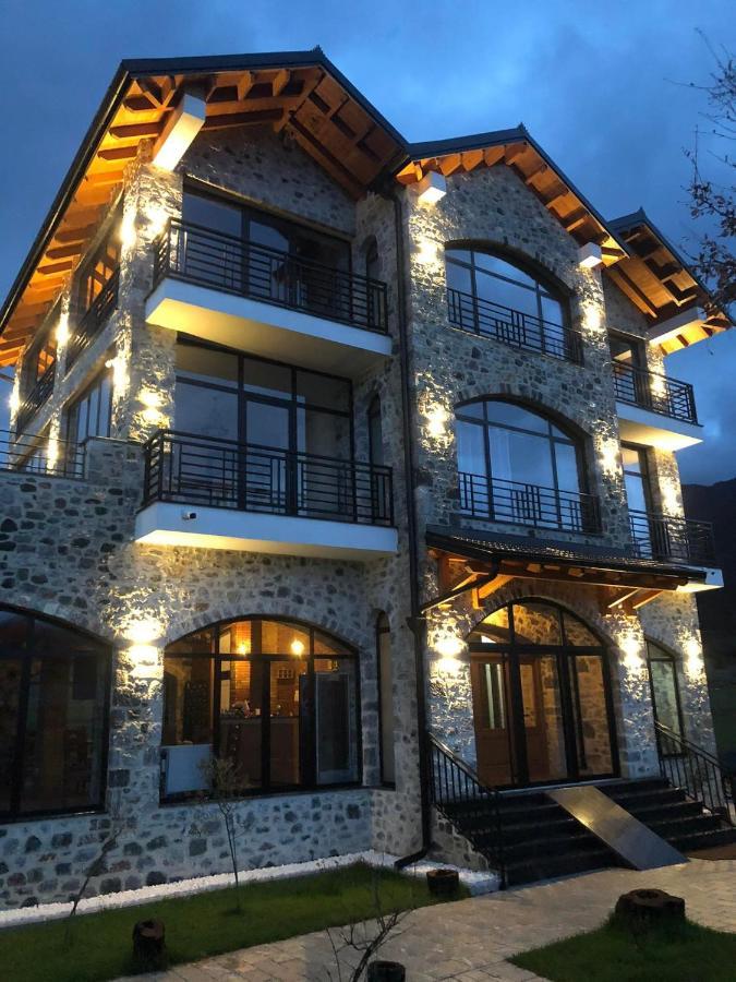 Bujtina Vrenezi 호텔 Peshkopi 외부 사진