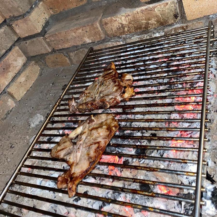 Bujtina Vrenezi 호텔 Peshkopi 외부 사진