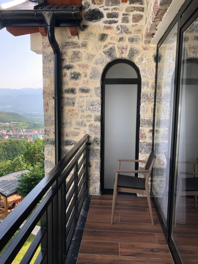 Bujtina Vrenezi 호텔 Peshkopi 외부 사진